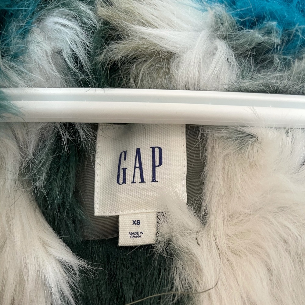 Gap Winter Jacket - Picture 4 of 4